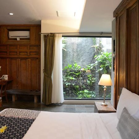 วาริซาน เฮอริเทจ บูทิก โฮเต็ล Hotel Surakarta  ภายนอก รูปภาพ