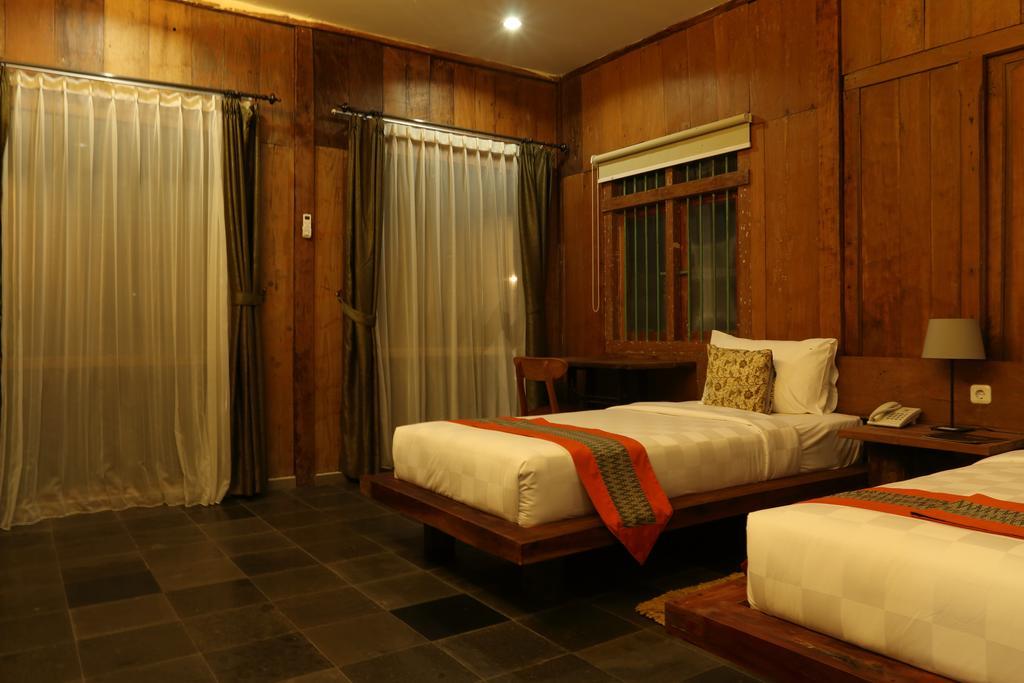 วาริซาน เฮอริเทจ บูทิก โฮเต็ล Hotel Surakarta  ภายนอก รูปภาพ