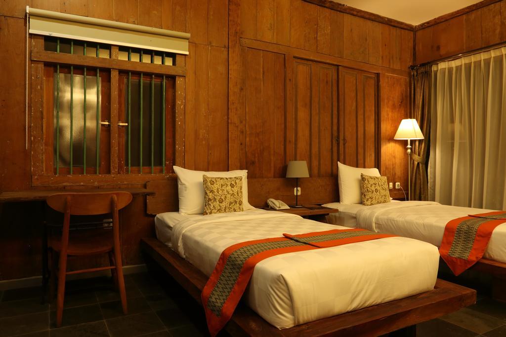 วาริซาน เฮอริเทจ บูทิก โฮเต็ล Hotel Surakarta  ภายนอก รูปภาพ