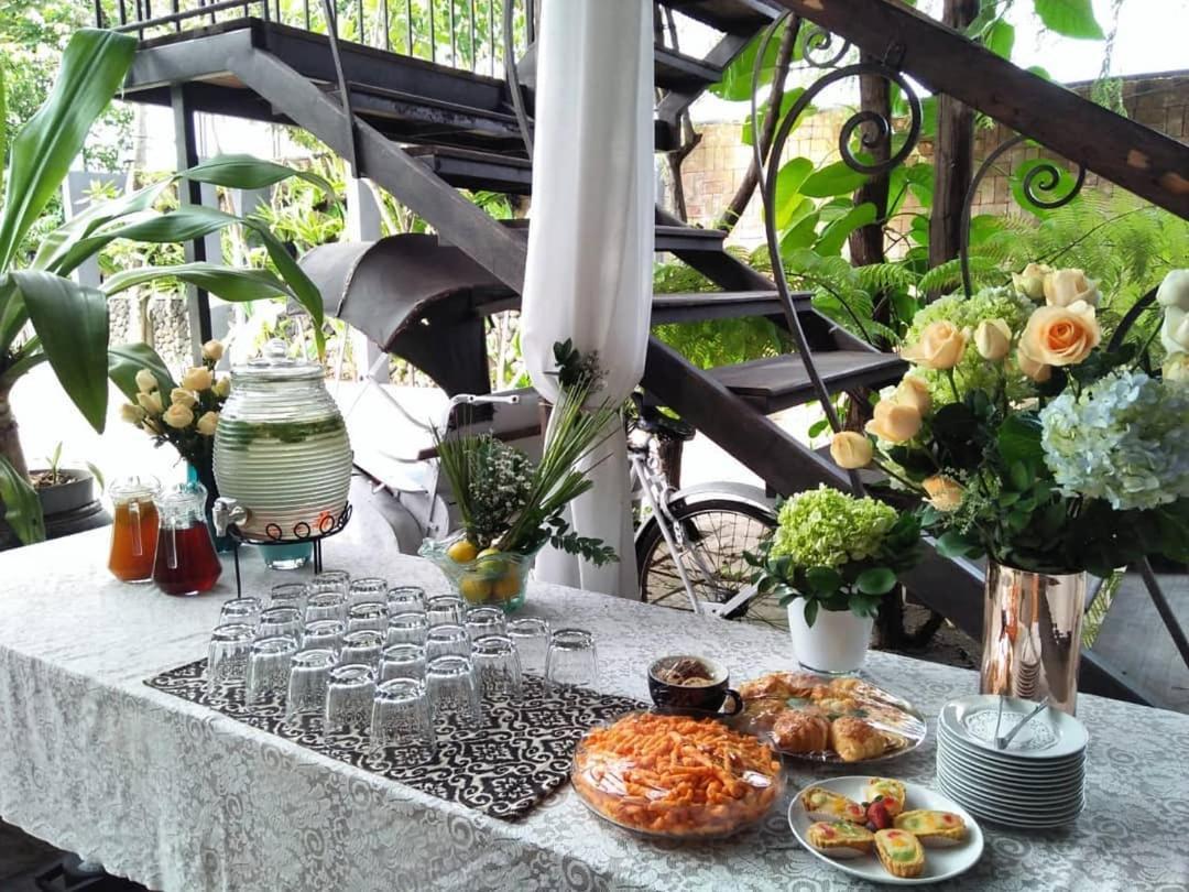วาริซาน เฮอริเทจ บูทิก โฮเต็ล Hotel Surakarta  ภายนอก รูปภาพ