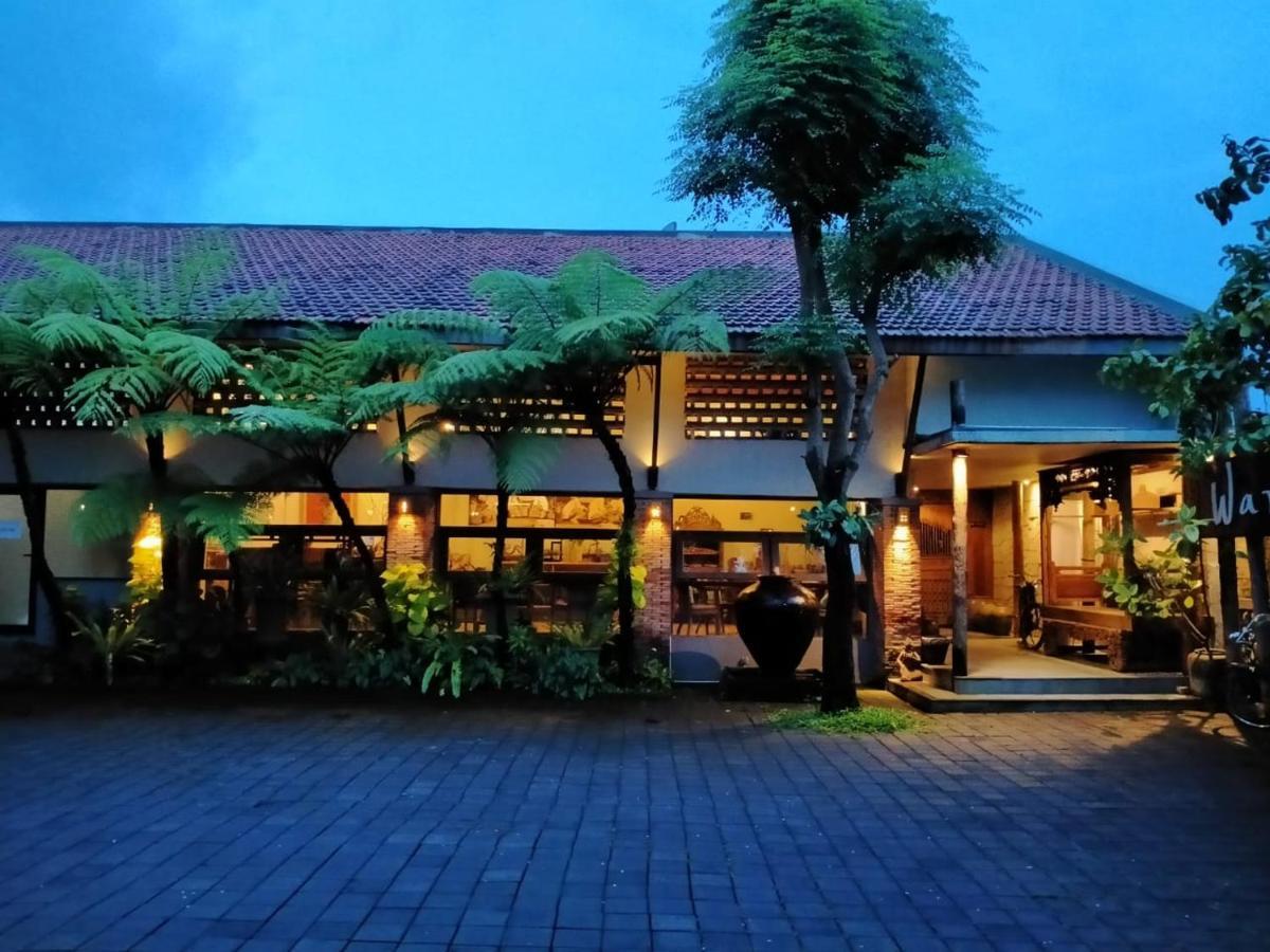 วาริซาน เฮอริเทจ บูทิก โฮเต็ล Hotel Surakarta  ภายนอก รูปภาพ